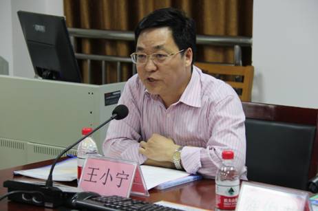 http://www.hycollege.net/__local/7/81/A4/76124E7B22A788784B312220434_4A1A1ADB_4C53.jpg